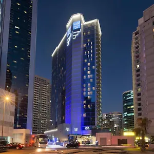 4* מלון Tryp By Wyndham